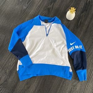 🍍Nike dry fit sweatshirt 🍍1/2 zip🍍size small🍍S-2